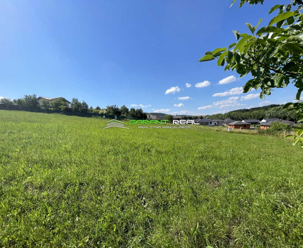 GARANT REAL - exkluzívne, predaj stavebný pozemok pre IBV s výmerou 761 m2, obec Župčany, okr. Prešov