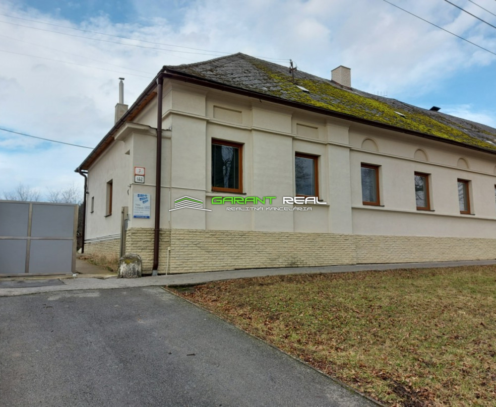 GARANT REAL - predaj rodinný dom,145 m2, s garážou a 2 hospodárskymi budovami 66 m2, Prešov, Solivar