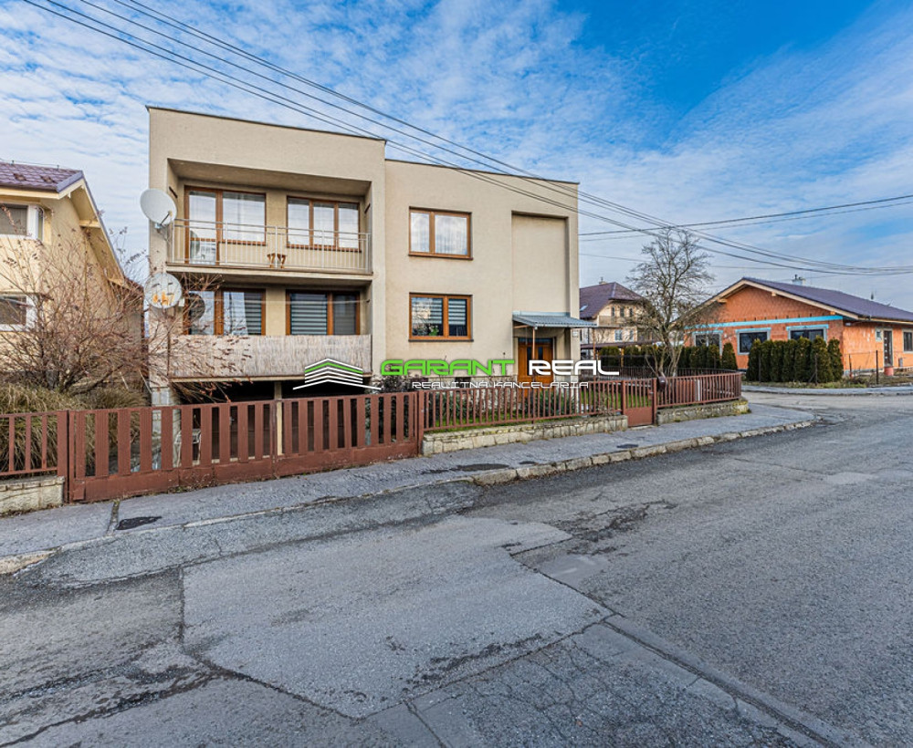 GARANT REAL - predaj rodinný dom, horné podlažie, 105 m2, so záhradou 300 m2 a prístreškom na parkovanie, Prešov, Nižná Šebastová