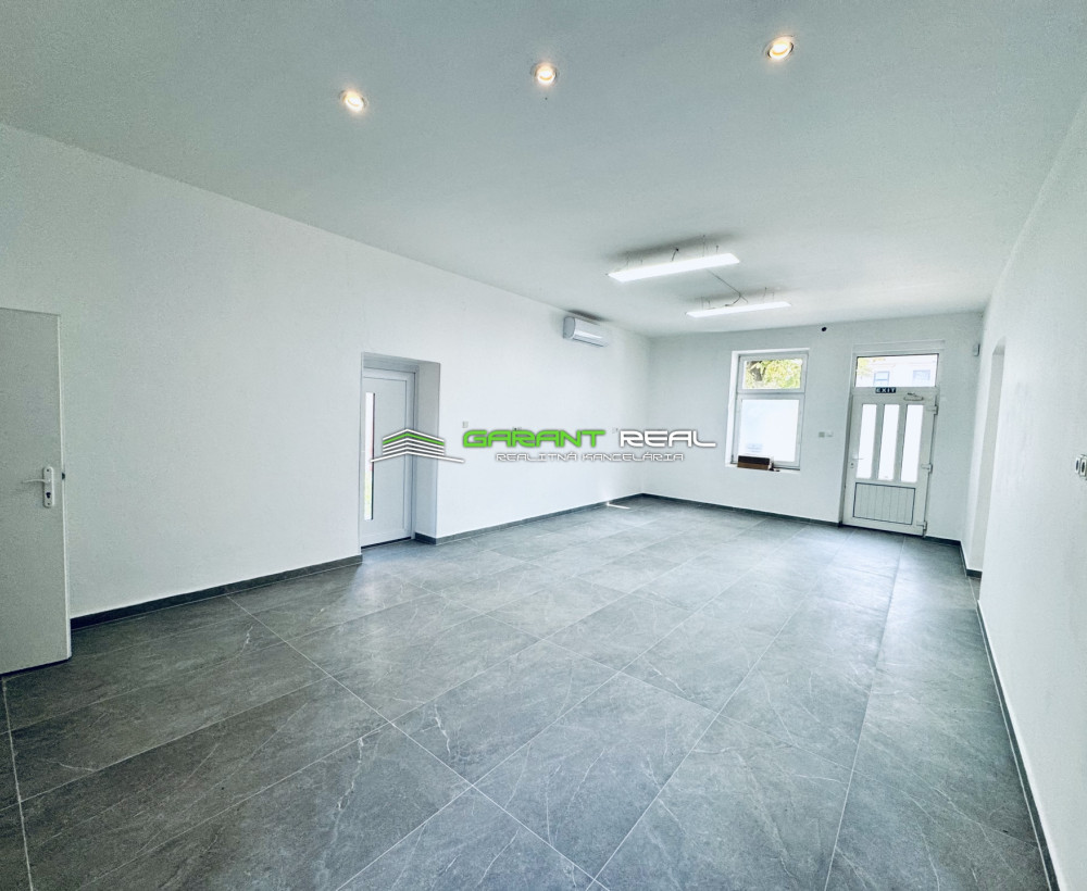 GARANT REAL - prenájom klimatizovaný obchodný priestor 110 m2, resp. priestor na služby s parkovaním, Prešov, Masarykova ul.