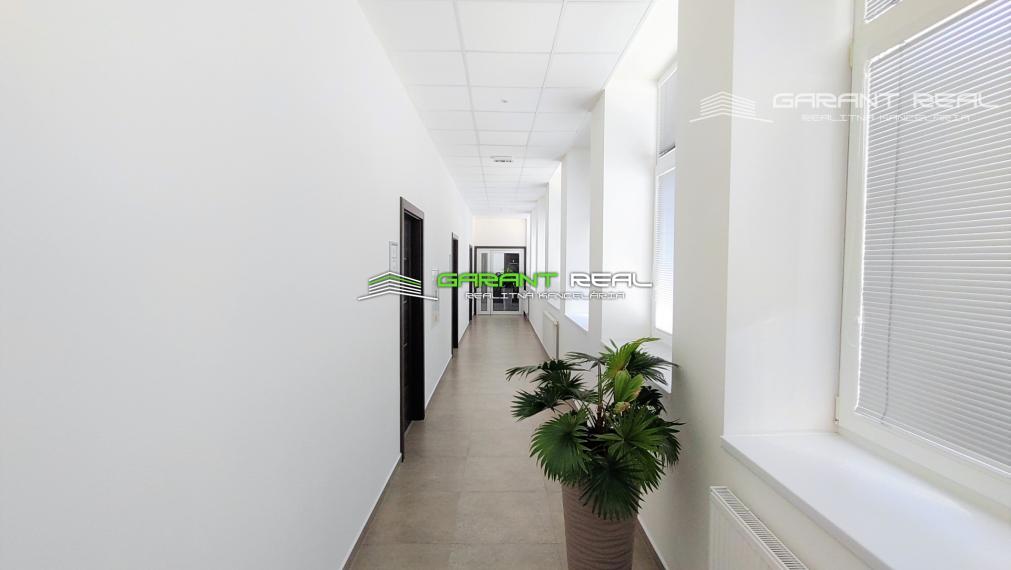 GARANT REAL - prenájom kancelárskych priestorov, 22 m2 - 34,10 m2, Masarykova ulica, Prešov