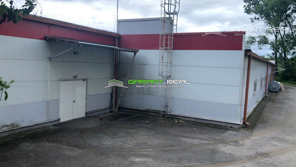 GARANT REAL - prenájom obchodný priestor 657 m2 v rámci obchodného centra Black Red White, Pod Táborom, Sídlisko Sekčov,, Prešov