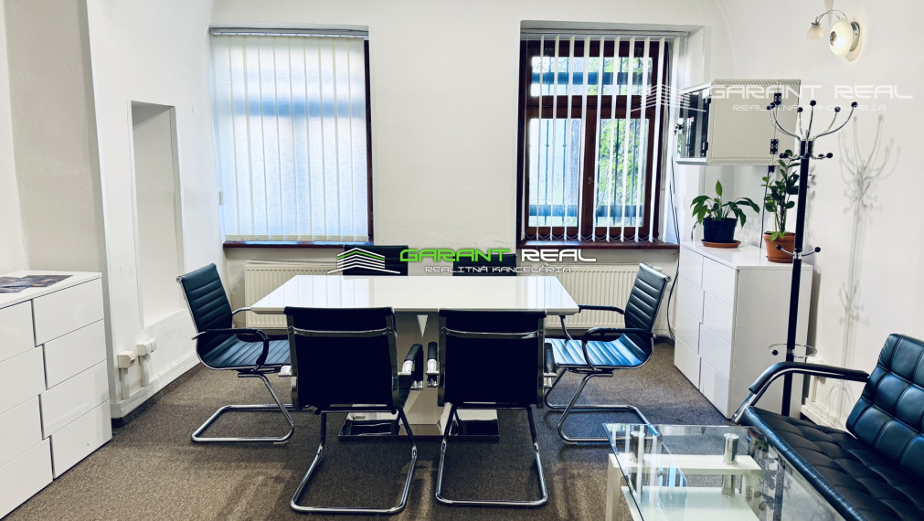 GARANT REAL - predaj 4 - podlažný meštiansky dom, úžitková plocha 248 m2, na vlastnom pozemku, Prešov, centrum, Slovenská ulica