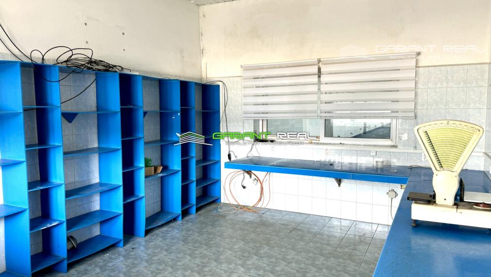 GARANT REAL - predaj výrobno-skladovací areál 1581 m2, na pozemku 3578 m2, Prešov, Radlinského ulica