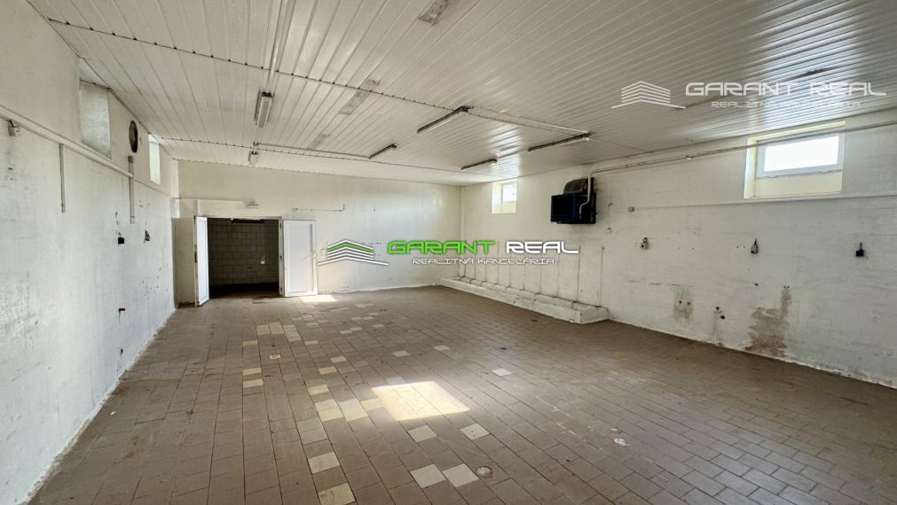 GARANT REAL - predaj výrobno-skladovací areál 1581 m2, na pozemku 3578 m2, Prešov, Radlinského ulica