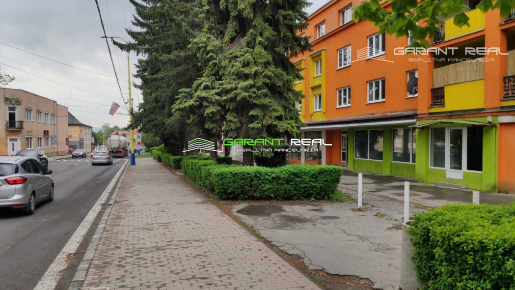 GARANT REAL - predaj obchodný priestor s výkladom, 120 m2, Stropkov, centrum