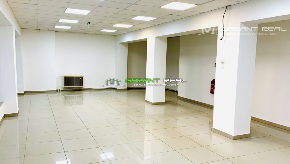 GARANT REAL - predaj obchodný priestor s výkladom, 120 m2, Stropkov, centrum