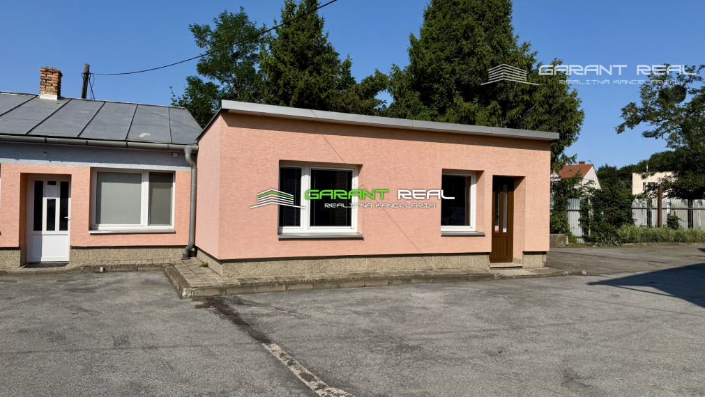 GARANT REAL - prenájom obchodný priestor 50 m2, resp. priestor na služby, s parkovaním, Prešov, Masarykova ul.