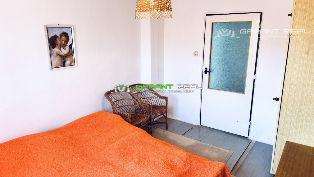 GARANT REAL predaj 2-podlažný rodinný dom dvojgeneračný, s garážou, pozemok 1891 m2, Svinia, okr. Prešov