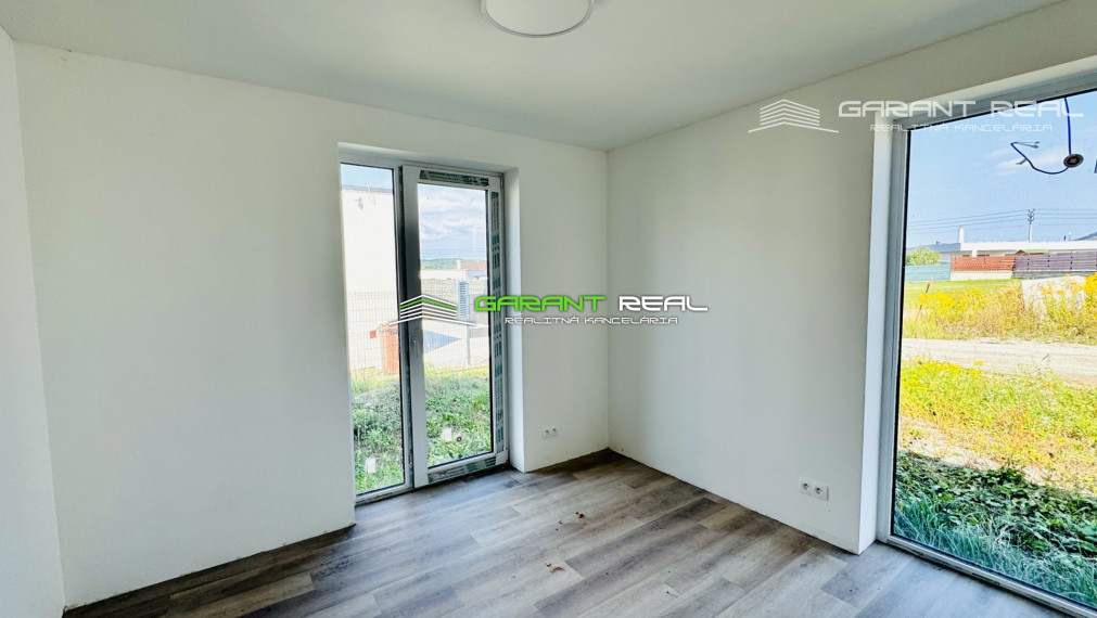 GARANT REAL - predaj rodinný dom, 4 - izbový bungalov 150 m2, Prešov, Nižná Šebastová
