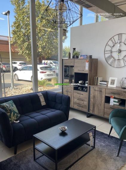 GARANT REAL - predaj komerčný objekt, obchodná budova, predajňa, úžitková plocha 2500 m2, na pozemku 4200 m2 obchodné centrum Trnava