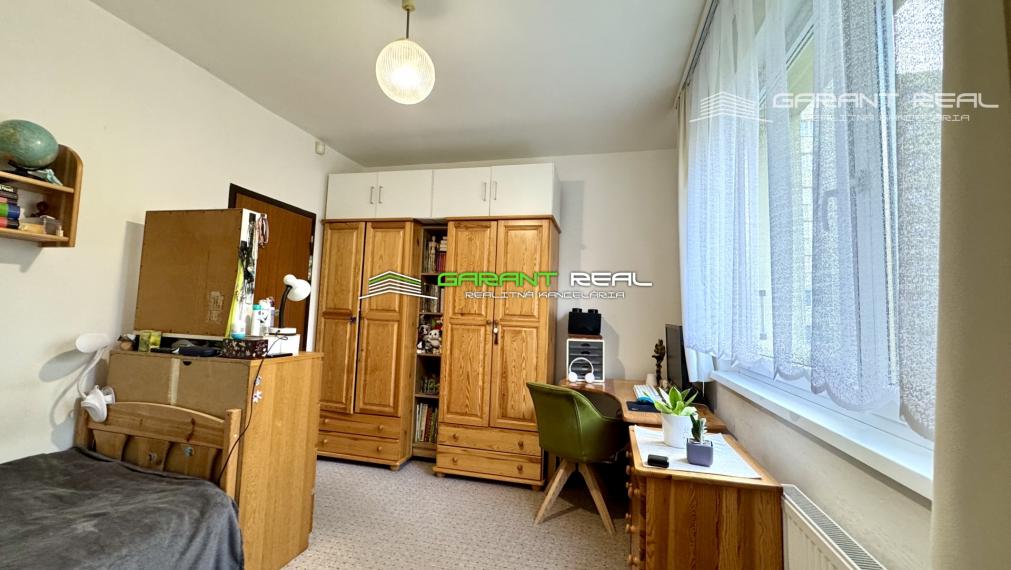 GARANT REAL - predaj 3-izbový byt 72 m2, s loggiou 7,5 m2, po rekonštrukcii, Prešov, Sekčov, ul. Pavla Horova