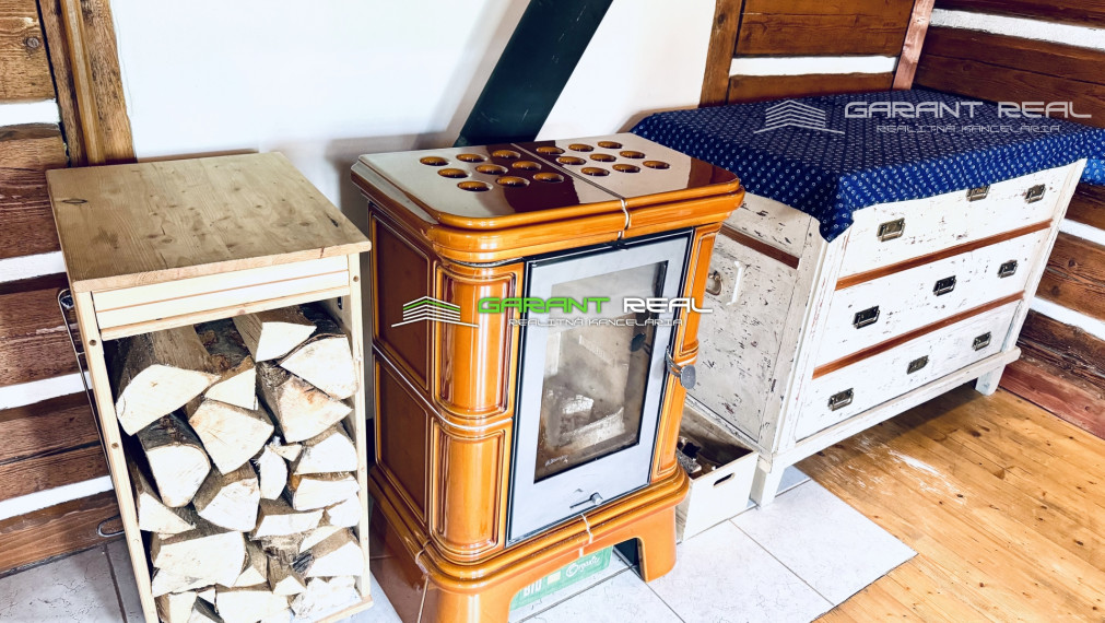 GARANT REAL - predaj chalupa, drevenica,134 m2 úžitková plocha, na pozemku 446 m2, Liptovský Mikuláš,,Važec, ul. Vyšná