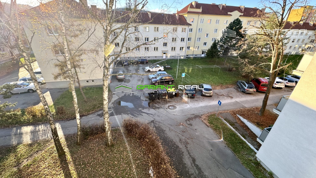 GARANT REAL - predaj 3-izbový tehlový byt 90 m2 s 2 loggiami, Prešov, Sídlisko II, Nábrežná ul.