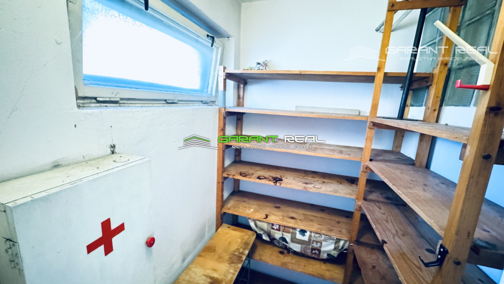 GARANT REAL - predaj 3-izbový tehlový byt 90 m2 s 2 loggiami, Prešov, Sídlisko II, Nábrežná ul.