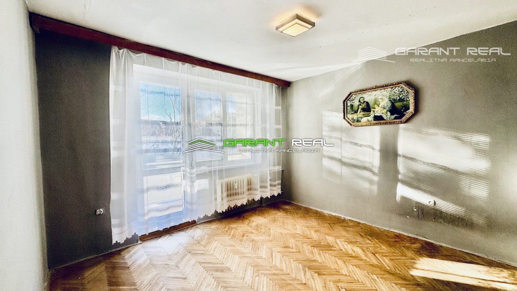 GARANT REAL - predaj 3-izbový tehlový byt 90 m2 s 2 loggiami, Prešov, Sídlisko II, Nábrežná ul.
