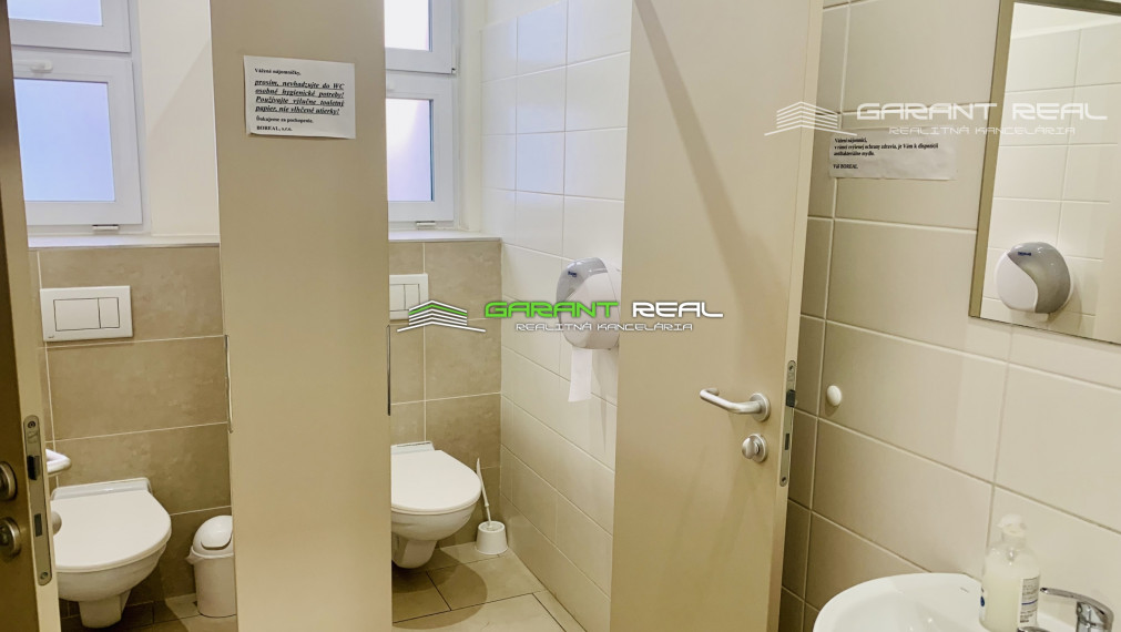 GARANT REAL - prenájom kancelária 43 m2 na 3. poschodí v kompletne novo zrekonštruovanej administratívnej budove, Prešov, Jarková 14