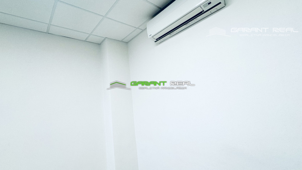 GARANT REAL - prenájom kancelária 43 m2 na 3. poschodí v kompletne novo zrekonštruovanej administratívnej budove, Prešov, Jarková 14