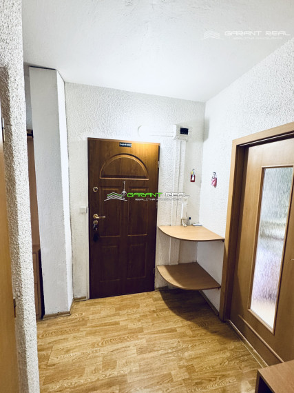 GARANT REAL - prenájom 2-izbový byt 52 m2 s loggiou, zariadený, po rekonštrukcii, Prešov, centrum, Hviezdoslavova ul.