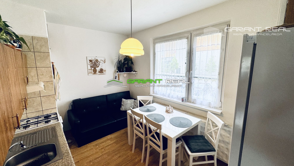 GARANT REAL - prenájom 2-izbový byt 52 m2 s loggiou, zariadený, po rekonštrukcii, Prešov, centrum, Hviezdoslavova ul.