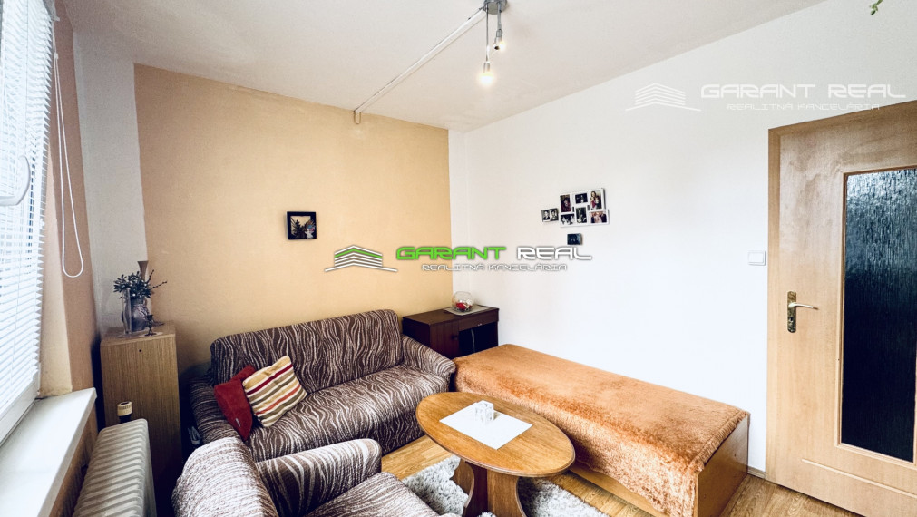 GARANT REAL - prenájom 2-izbový byt 52 m2 s loggiou, zariadený, po rekonštrukcii, Prešov, centrum, Hviezdoslavova ul.