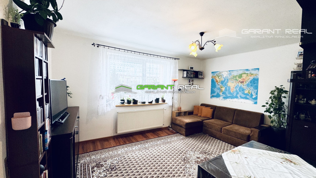 "REZERVOVANÉ" GARANT REAL predaj 3-izbový tehlový byt 57 m2, so samostatným kúrením, so záhradkou a garážou, Veľký Šariš, Matice slovenskej