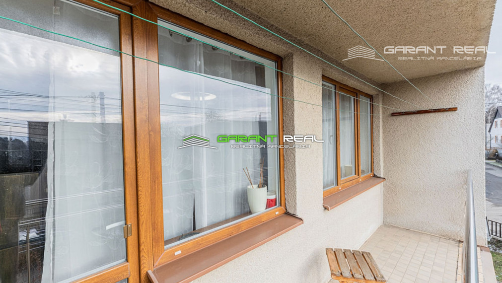 GARANT REAL - predaj 4-izbový byt v rodinnom dome, 105 m2, so záhradou 300 m2 a prístreškom na parkovanie, Prešov, Nižná Šebastová