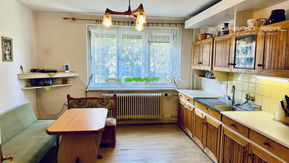 GARANT REAL - predaj 2-podlažný rodinný dom dvojgeneračný, s garážou, pozemok 1891 m2, Svinia, okr. Prešov