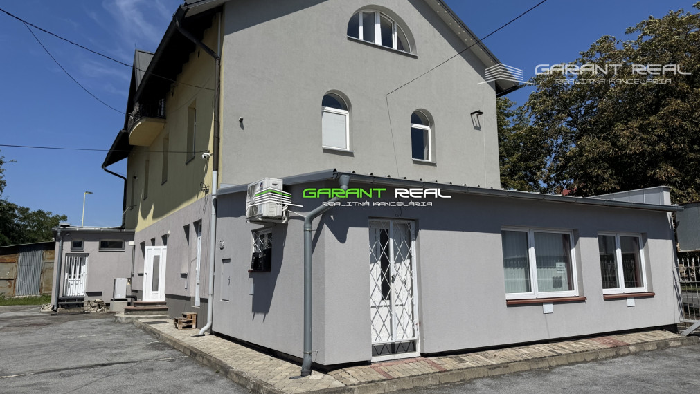 GARANT REAL - prenájom zrekonštruovaný klimatizovaný obchodný priestor 50 m2, resp. priestor na služby s parkovaním, Prešov, Masarykova ul.