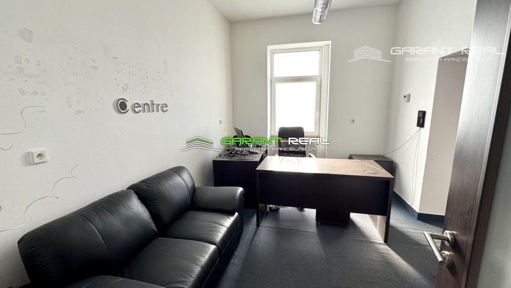 GARANT REAL - prenájom klimatizovaný, zariadený obchodný priestor, resp. priestor na služby, 195 m2, s parkovaním, Prešov, Masarykova ul.