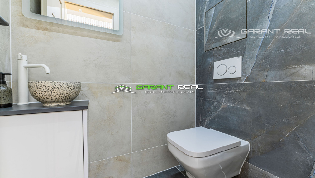 GARANT REAL - exkluzívne predaj novozariadeného apartmánu v komplexe Apartmány Litmanová