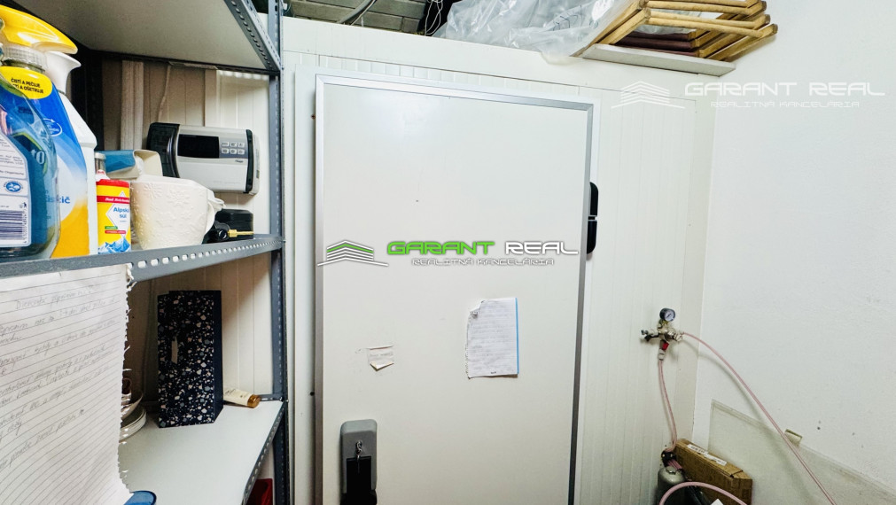 GARANT REAL - predaj kaviareň a vinotéka, 80 m2, Košice, Staré mesto, Kasárenské námestie