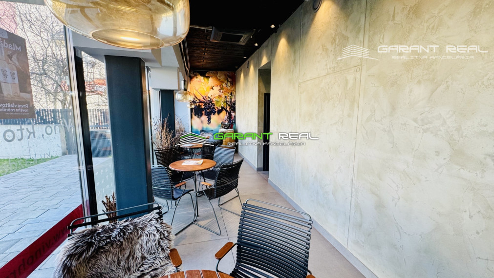 GARANT REAL - predaj kaviareň a vinotéka, 80 m2, Košice, Staré mesto, Kasárenské námestie