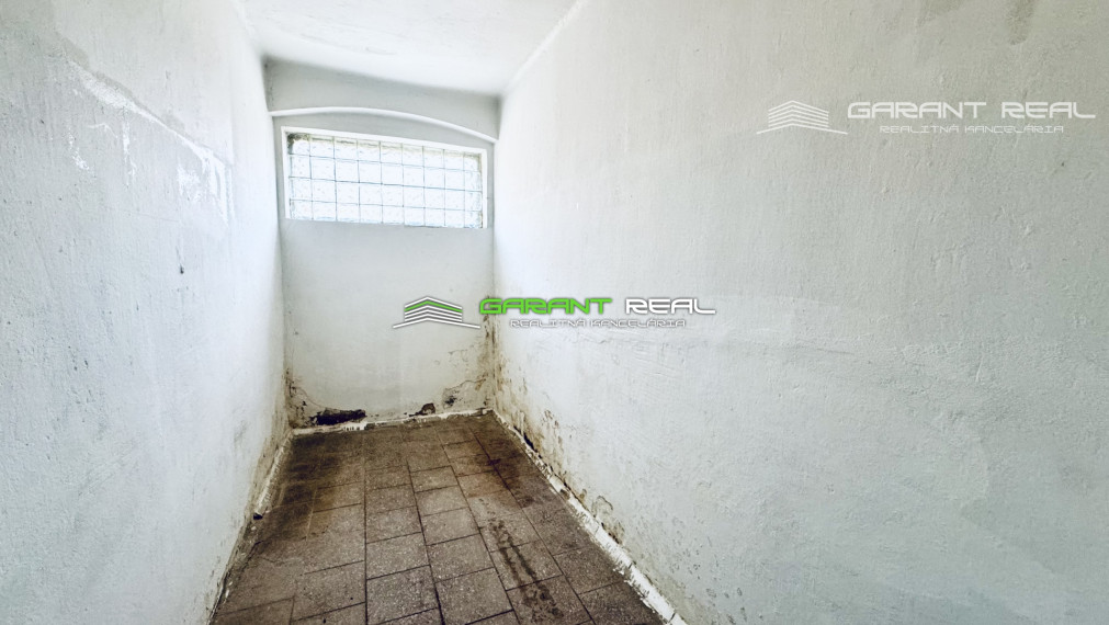 GARANT REAL - prenájom skladový priestor s nakladacou rampou,130 m2, Prešov, širšie centrum, Radlinského ulica