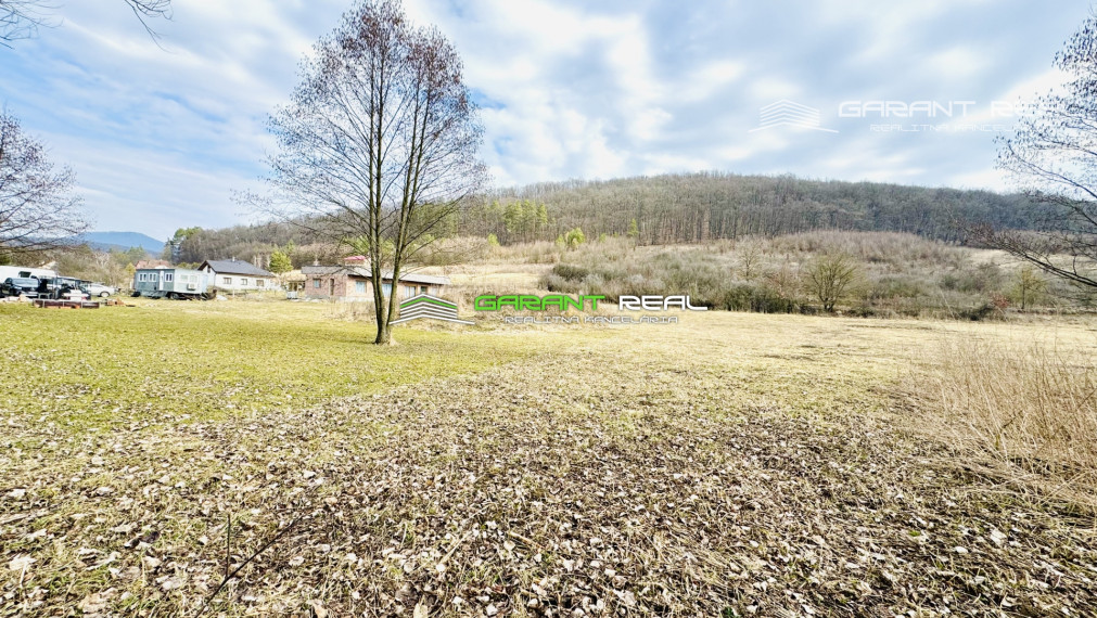 GARANT REAL - predaj stavebný pozemok 600 m2/ 2370 m2, Veľký Šariš, Kanaš
