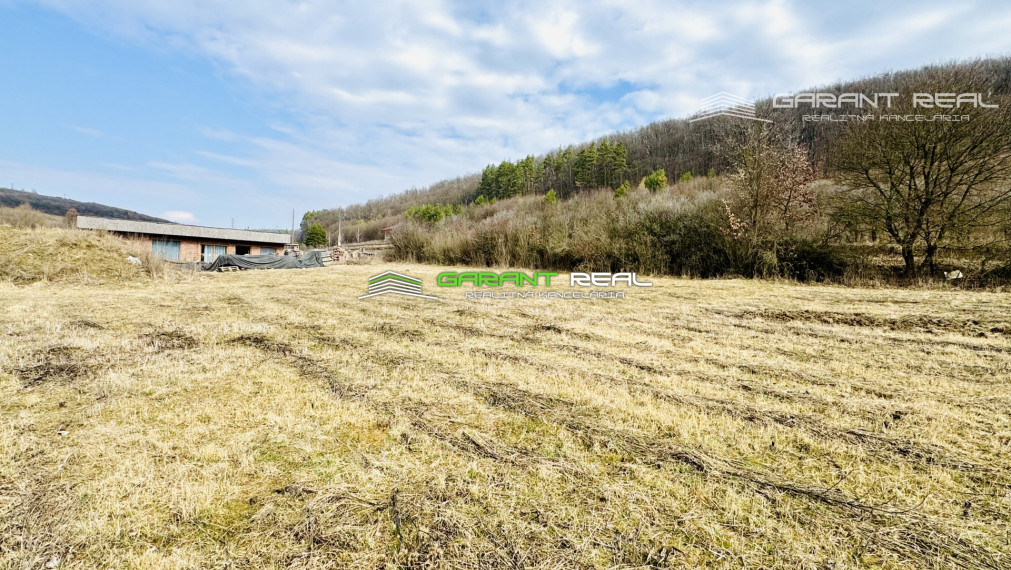 GARANT REAL - predaj stavebný pozemok 600 m2/ 2370 m2, Veľký Šariš, Kanaš