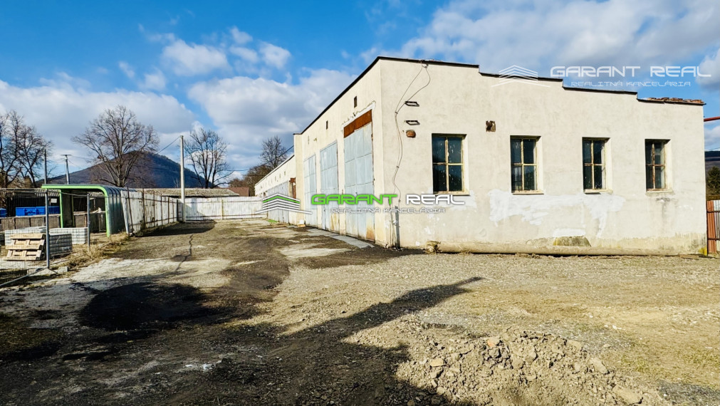 GARANT REAL predaj 4 veľkometrážne garáže,3 x 64 m2 a 148 m2, s pozemkom 882 m2, Veľký Šariš