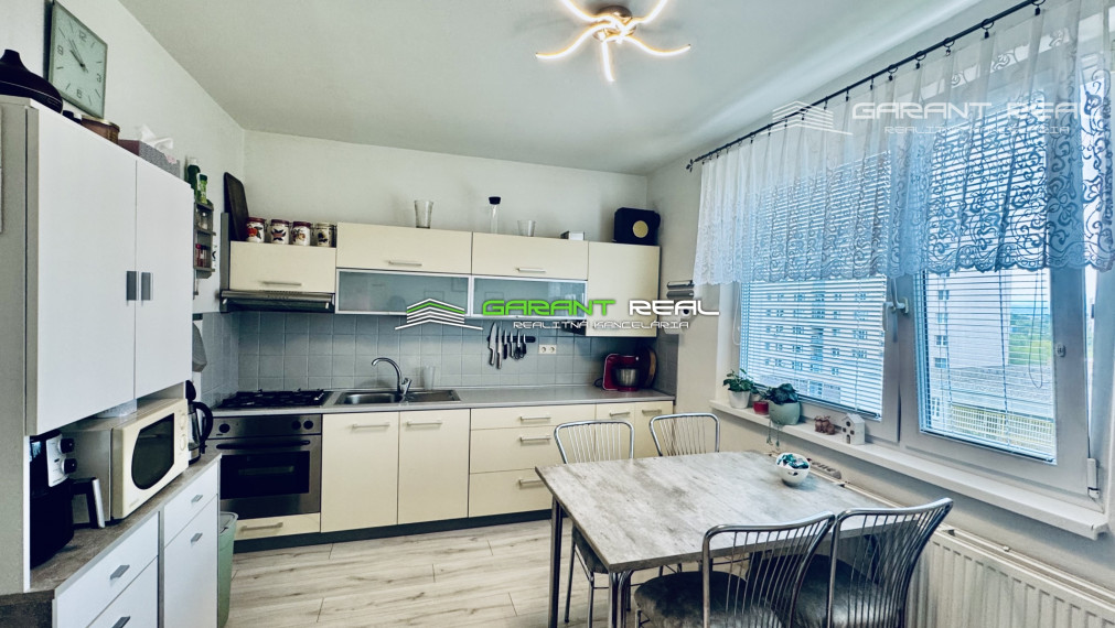GARANT REAL - prenájom 1-izbový byt 43 m2, po rekonštrukcii, Prešov, Magurská ul.