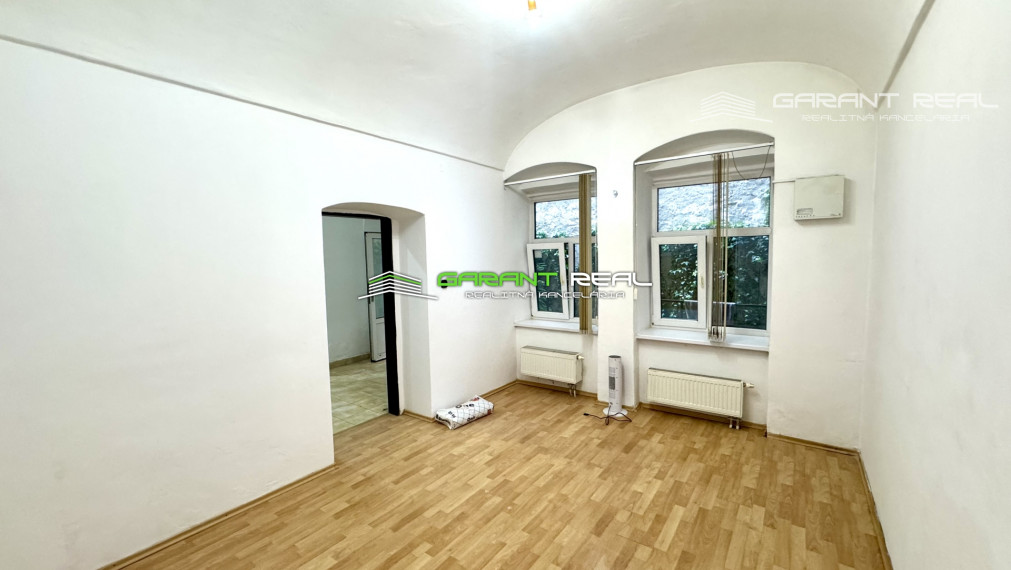 GARANT REAL - prenájom kancelársky priestor 60 m2, prízemie, Prešov, Hlavná ulica