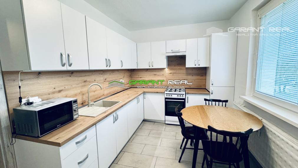 GARANT REAL - prenájom 3-izbový byt, čiastočne zariadený, 72 m2, s loggiou, L. Novomeského, Prešov - Sekčov
