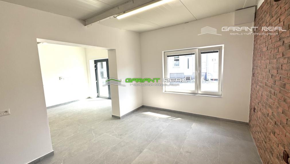 GARANT REAL - prenájom klimatizovaný obchodný priestor 50 m2, resp. priestor na služby, s parkovaním, Prešov, Masarykova ul.