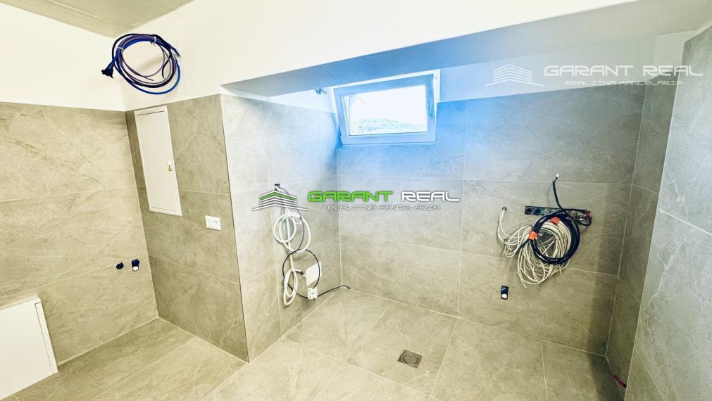 GARANT REAL - prenájom klimatizovaný obchodný priestor 50 m2, resp. priestor na služby, s parkovaním, Prešov, Masarykova ul.