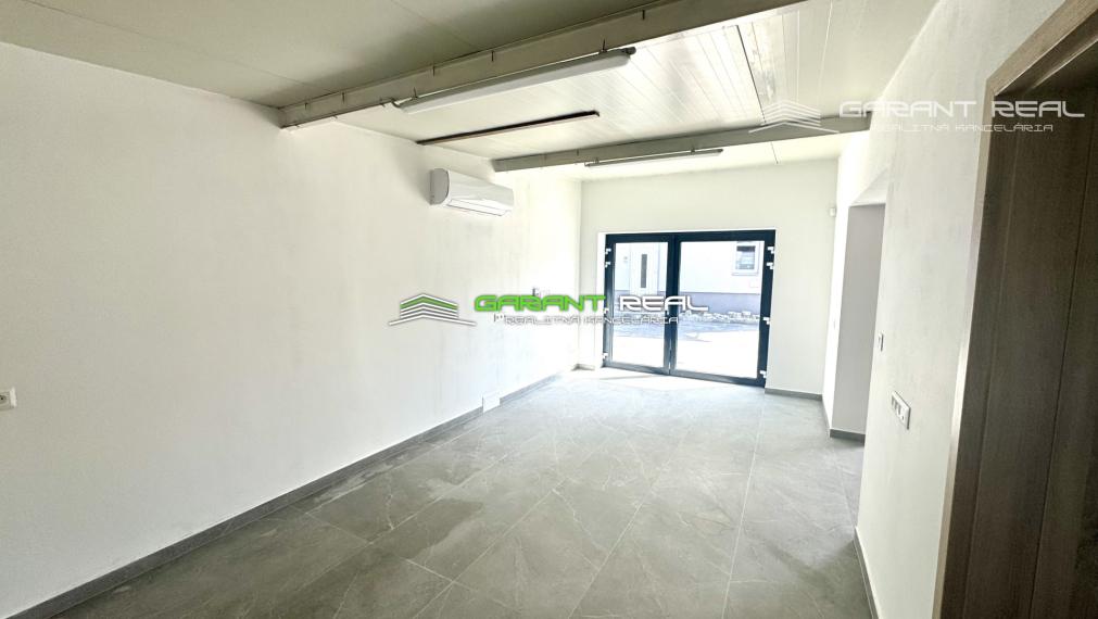 GARANT REAL - prenájom klimatizovaný obchodný priestor 50 m2, resp. priestor na služby, s parkovaním, Prešov, Masarykova ul.