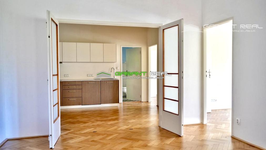 GARANT REAL - prenájom prízemie v rodinnom dome 110 m2, 4 izby + príslušenstvo, Košice - Juh, Rázusova ulica