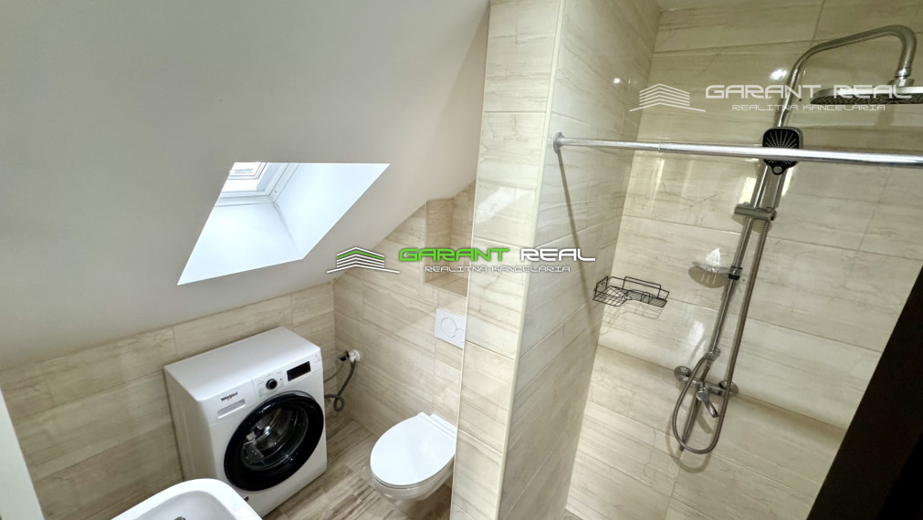 GARANT REAL -prenájom 2-izbový moderný, klimatizovaný byt so šatníkom, 50 m2, Prešov, širšie centrum, Bayerova ul.