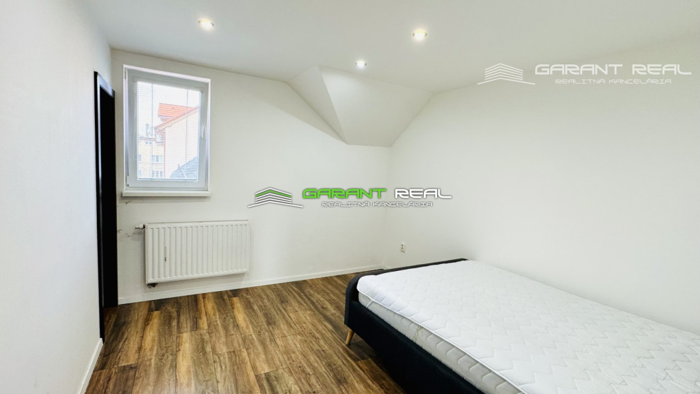 GARANT REAL -prenájom 2-izbový moderný, klimatizovaný byt so šatníkom, 50 m2, Prešov, širšie centrum, Bayerova ul.