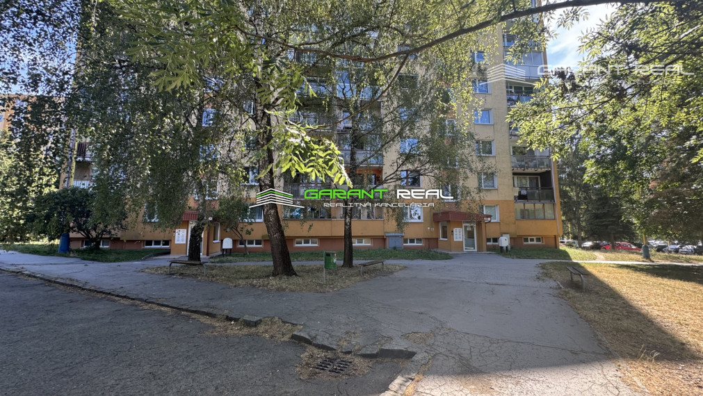 GARANT REAL - prenájom 3-izbový byt, čiastočne zariadený, 72 m2, s loggiou, L. Novomeského, Prešov - Sekčov