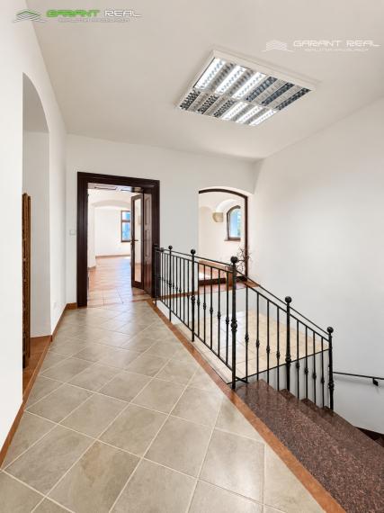 GARANT REAL - prenájom obchodno - kancelárske priestory, Hlavná ulica, 110 m2
