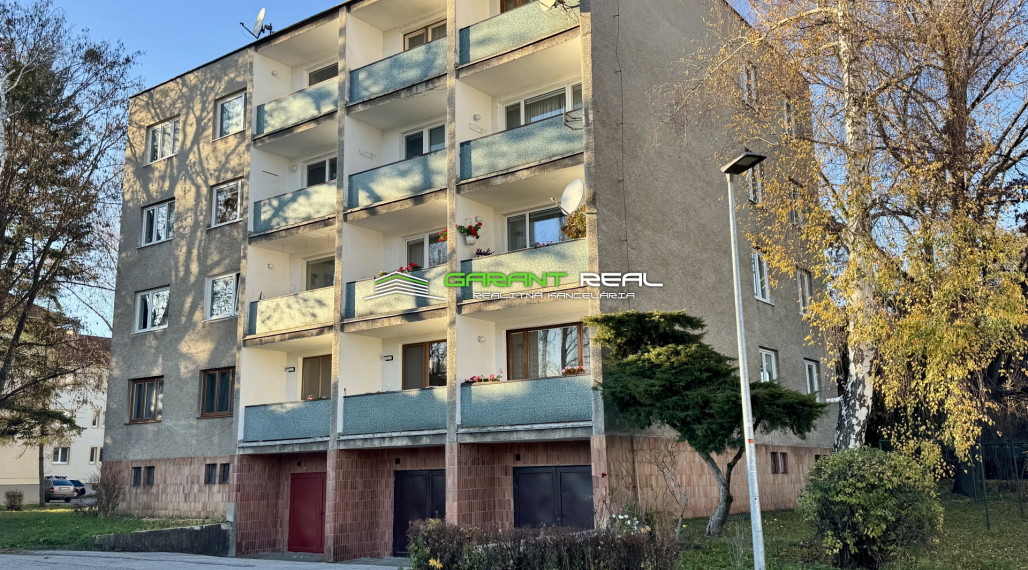 GARANT REAL - predaj 3-izbový tehlový byt 90 m2 s 2 loggiami, Prešov, Sídlisko II, Nábrežná ul.