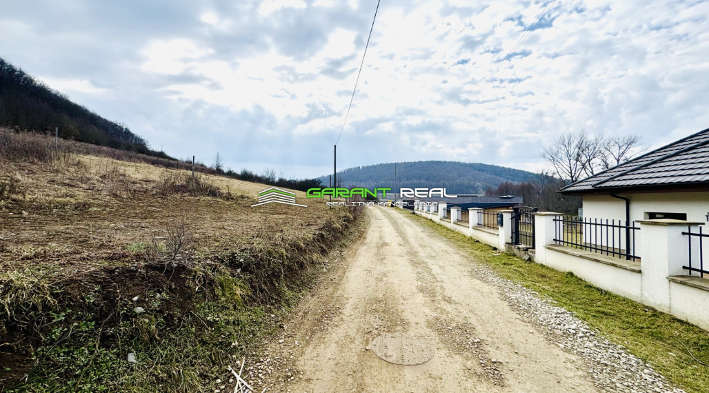 GARANT REAL - predaj stavebný pozemok 600 m2/ 2370 m2, Veľký Šariš, Kanaš